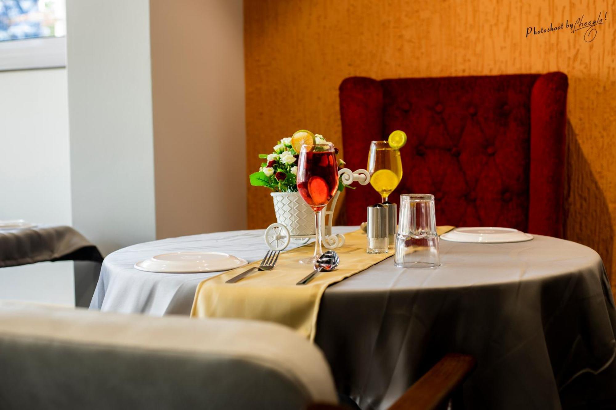 Hotel Prabha Palace 아마드나가르 외부 사진